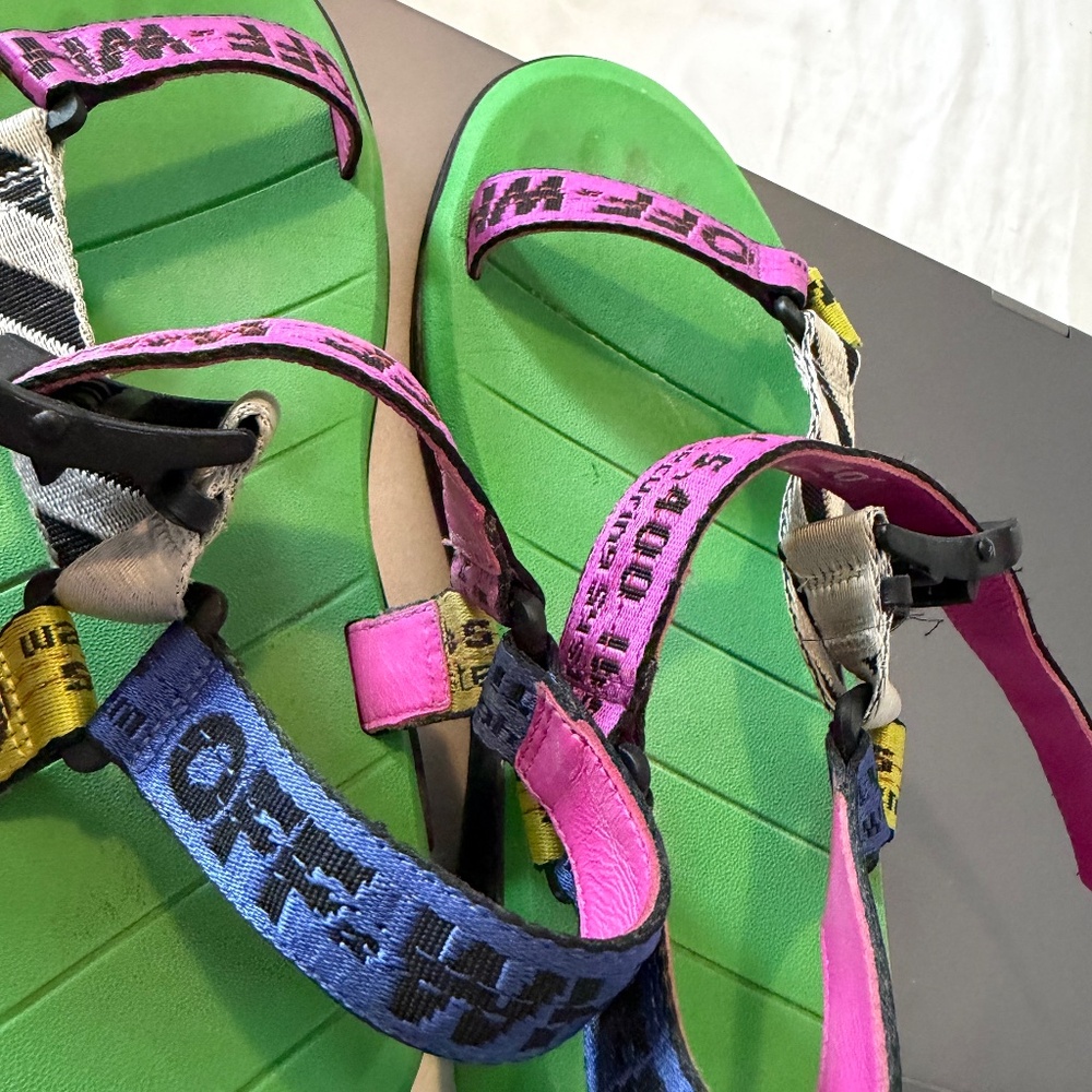 Off white sandals - Picture 4 of 6